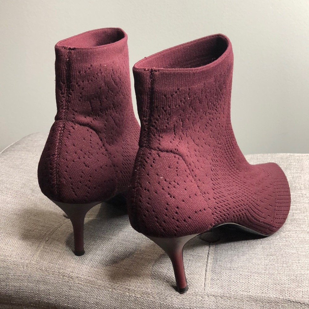Charles by Charles David heels -Burgundy